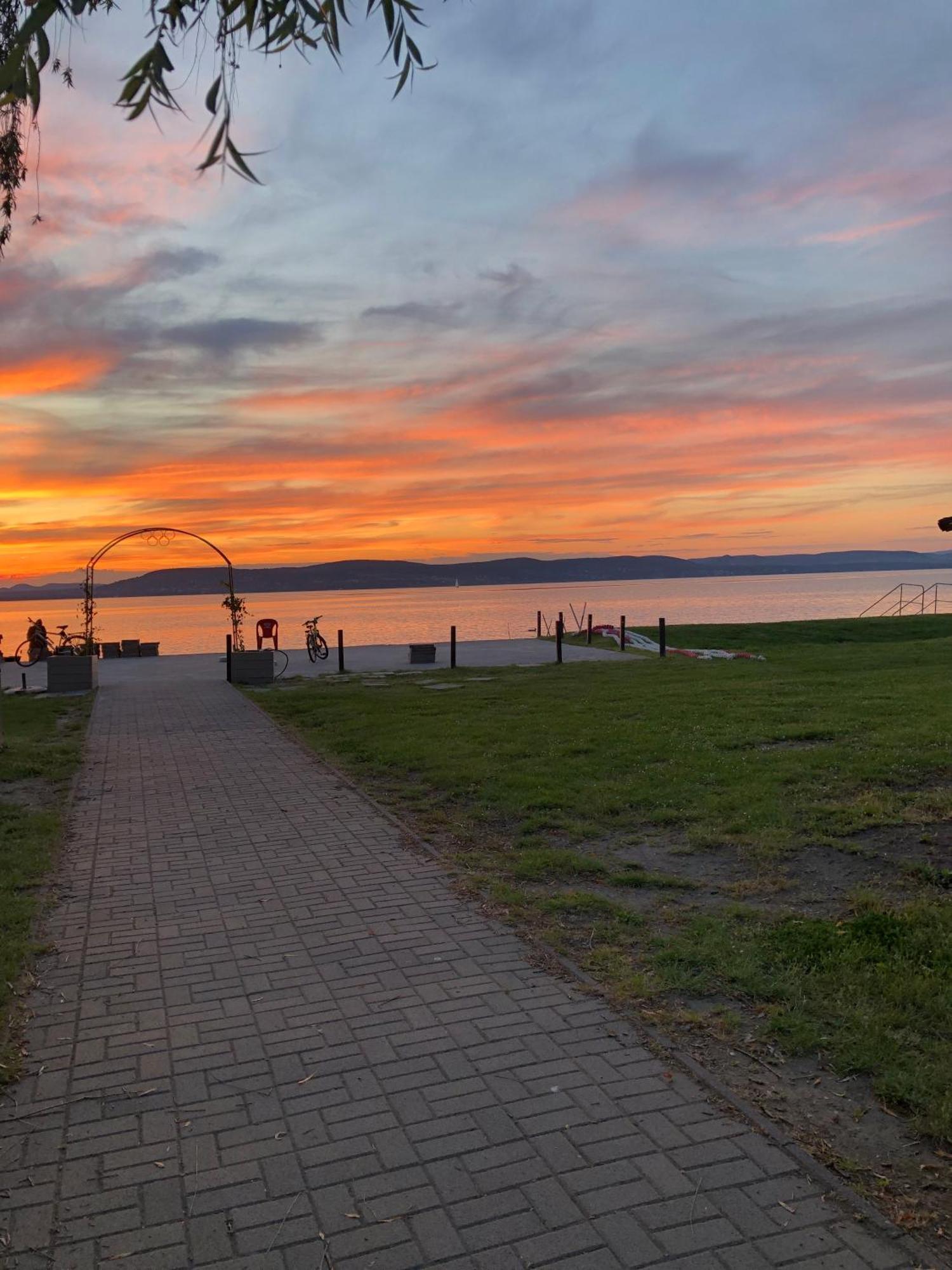 Luz del Sol Balatonlelle Exterior foto